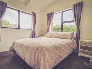 Main bedroom at the Mill creek Cottage